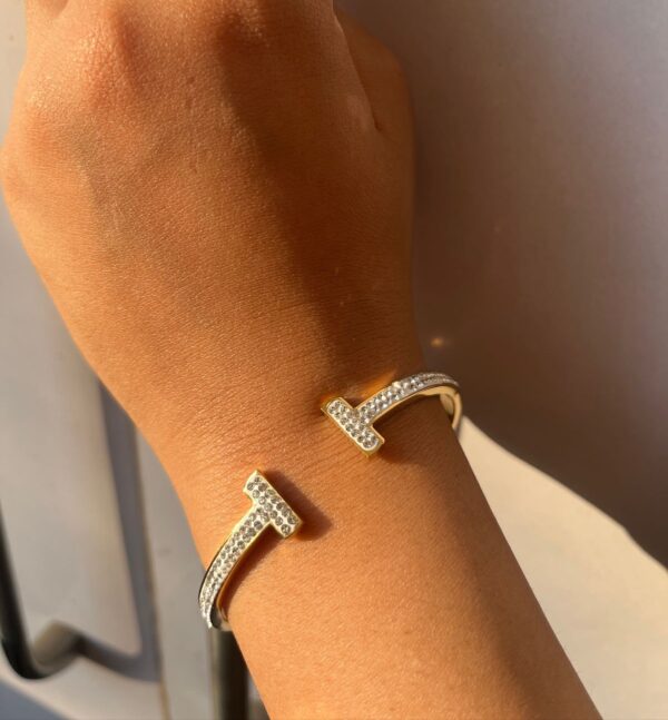 Regal Cuff Wristwear
