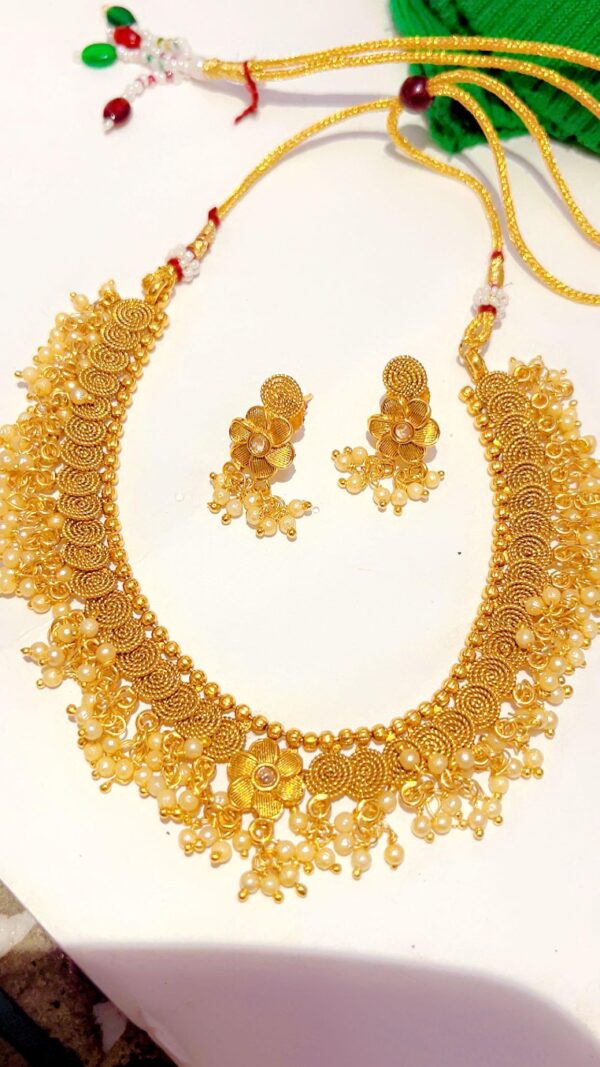 Floral Golden coin pearl necklace set